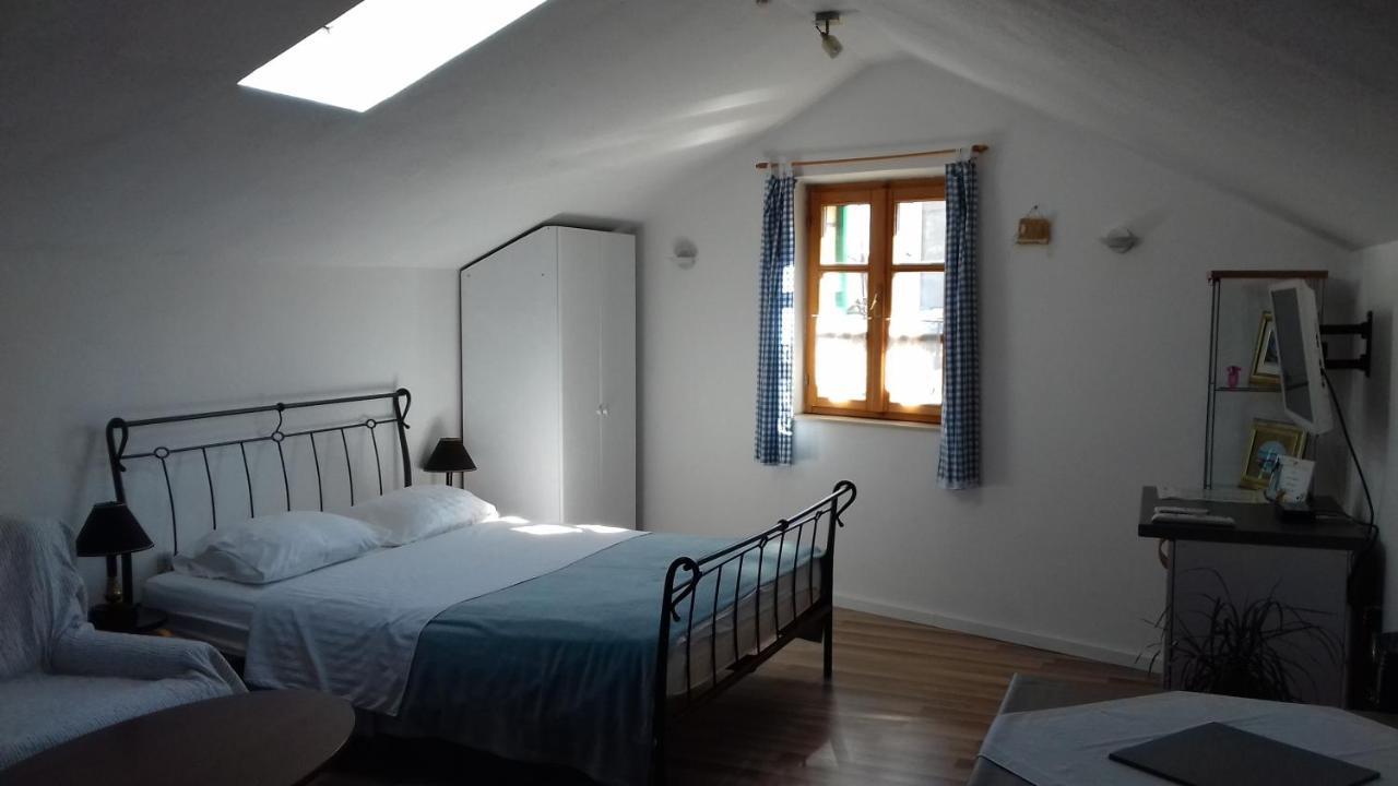 Apartments Mime - Small House Vodice Zewnętrze zdjęcie