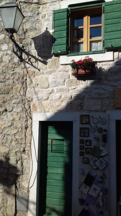 Apartments Mime - Small House Vodice Zewnętrze zdjęcie