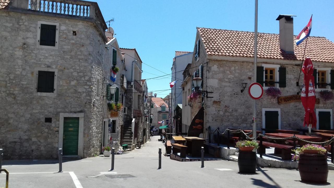 Apartments Mime - Small House Vodice Zewnętrze zdjęcie